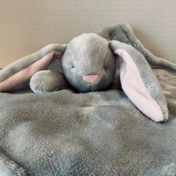Carter's 2020 Plush Grey/Pink Bunny Security Blanket Stuffed Toy Stuffed Animal - Picture 2 of 8